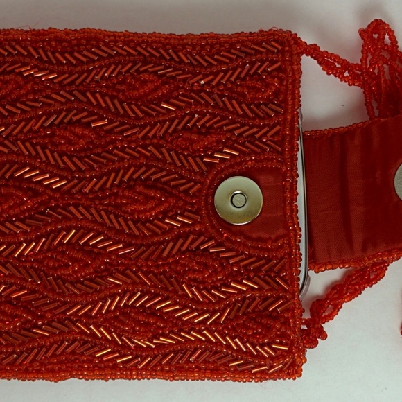 Handmade Red Beaded Cellphone Wallet With Hook - Picture 2 of 5